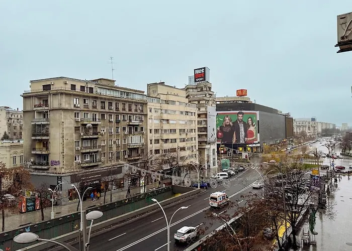 Echo - Old Town Centre *